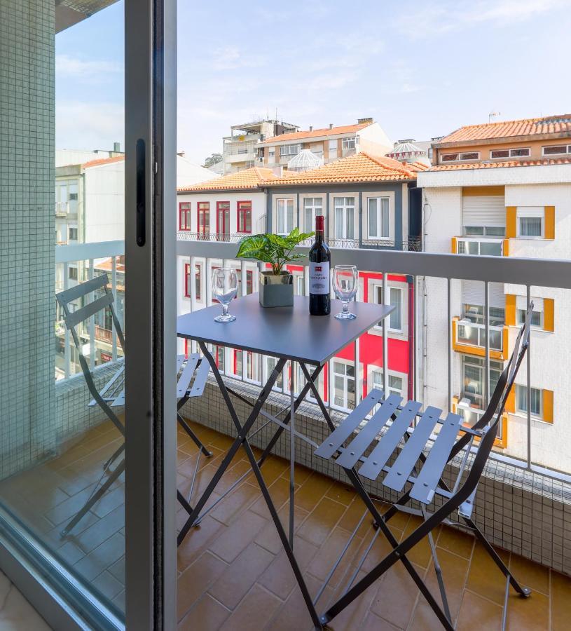 Trindade Family W/ Parking Place * Oporto