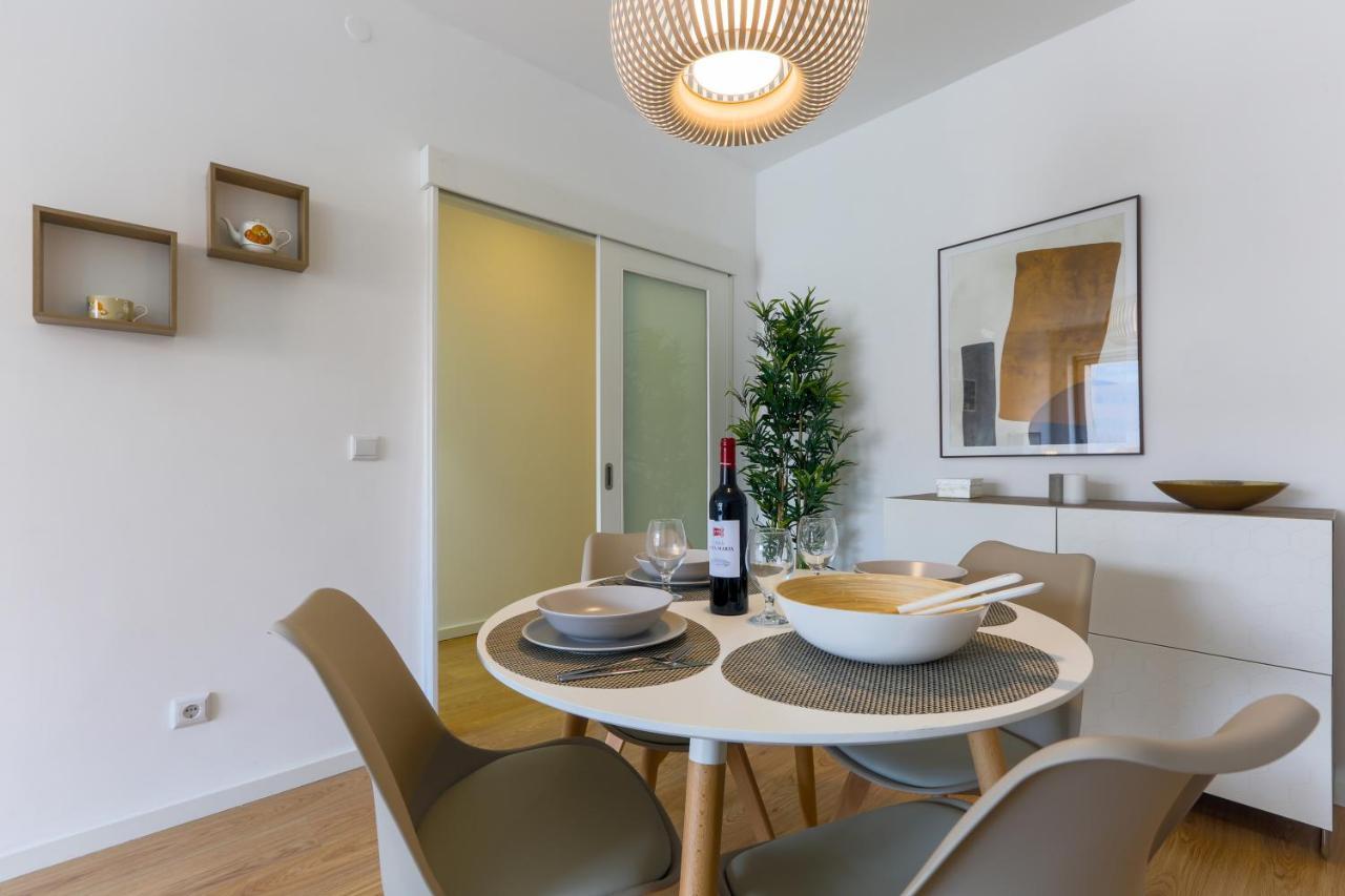 Appartamento Trindade Family W/ Parking Place Oporto